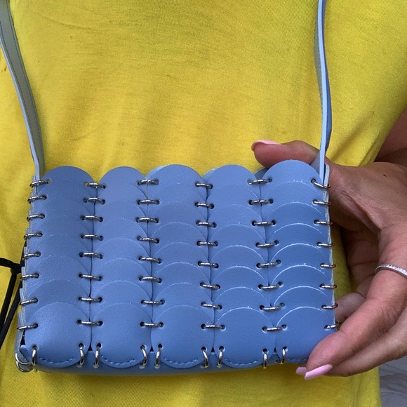 SOLD⛔️Authentic PACO RABANNE Linked leather magnetic closure crossbody - Picture 13 of 15